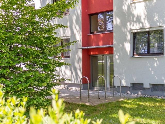 Sehr schöne und ruhig gelegene Wohnung in einer sehr gepflegten Wohnanlage mit Tiefgaragenstellplatz