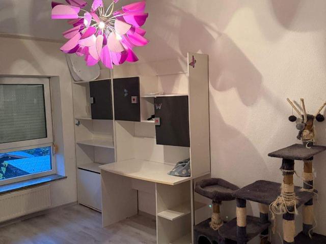 Sehr schöne Doppelhaushälfte