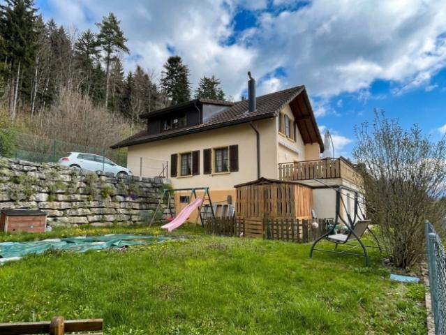 Sehr schöne Lage für dieses 6,5 Zimmer Haus