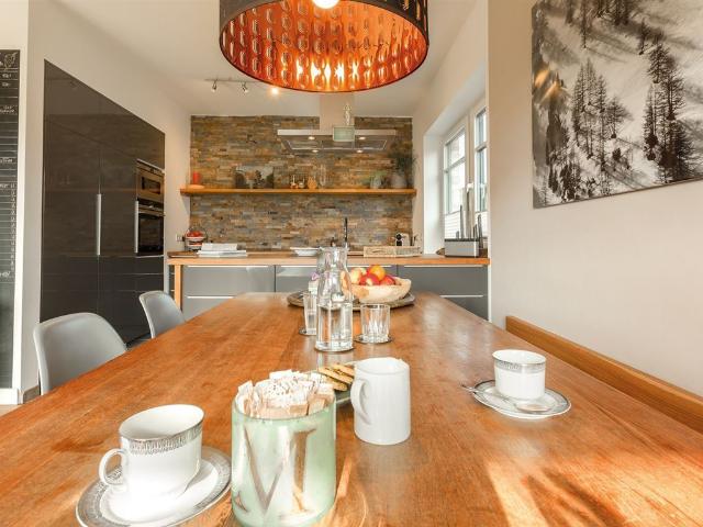 Sehr schöne Penthouse Wohnung in toller Lage von Hamburg Stellingen