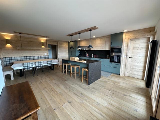 Sehr schönes 5,5 Zimmer Apartment