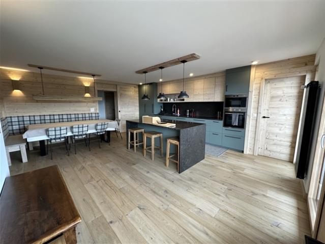 Sehr schönes 5,5 Zimmer Apartment