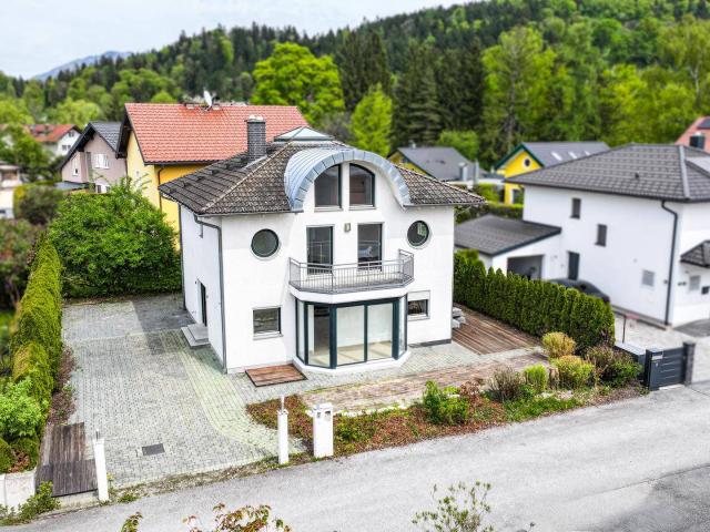 Sehr schönes Einfamilienhaus mit viel Platz in Oberalmer Bestlage