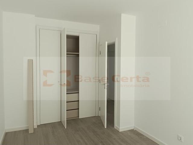 SEIXAL / CORROIOS / STA. MARTA: Apartamento T3, Novo, vistas desafogadas