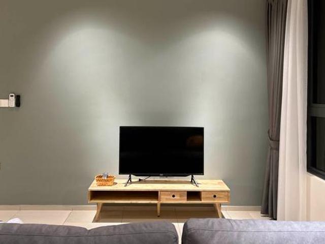 Seiring Residensi For Rent