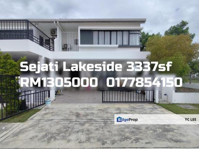Sejati Lakeside