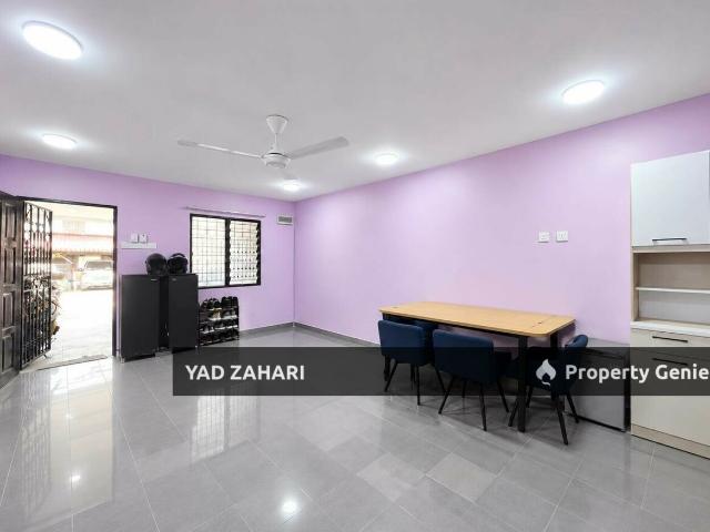 Seksyen 17, Shah Alam | 2 Storey Terrace 3 Bedrooms | RM420K Cheapest, Fully Reno & Near Surau
