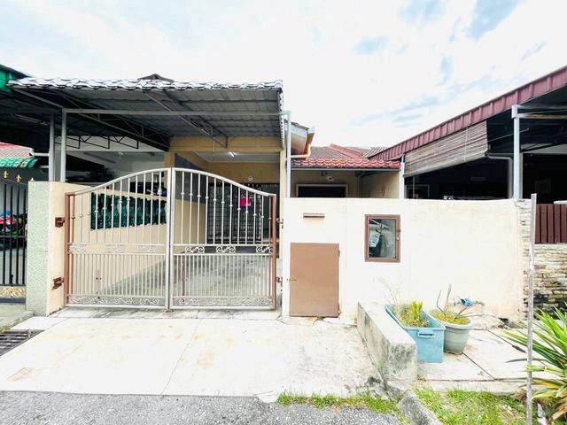 Seksyen 25 Renovated Unit Single Storey For Sale