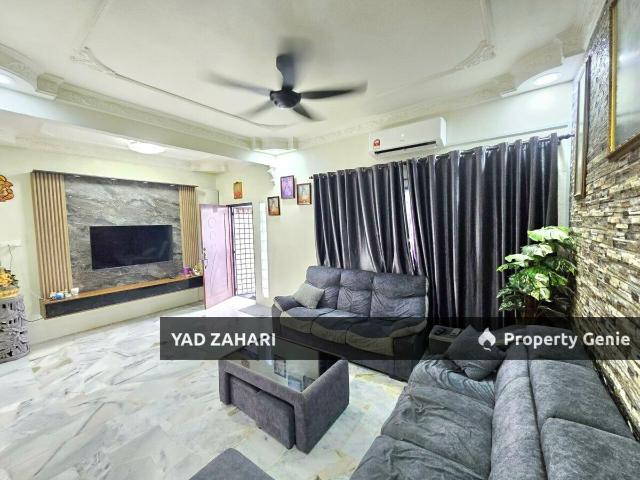 Seksyen 25, Shah Alam | 2 Storey Terrace 4 Bedrooms | RM460K Freehold, Below Market & Extra Land 6Ft