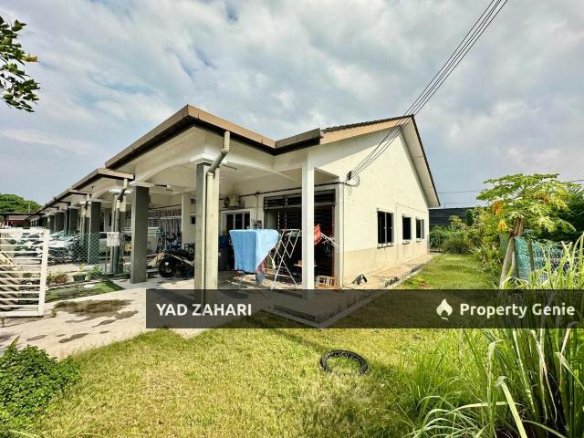Seksyen 30, Shah Alam | 1 Storey Terrace 4 Bedrooms | RM425K Endlot with 15Ft Extra Land & Bebas Banjir