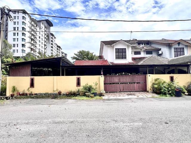 Seksyen 4 Bangi Corner 2 Storey Terrace FULLY RENO Bangi For Sales