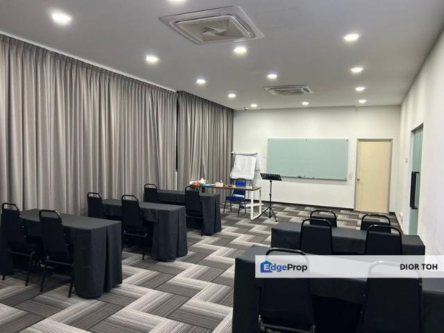 Semi D Office Factory in Petaling Jaya For Rent