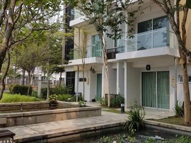 Seksyen 7 AQUA VILLA TOWNHOUSELoan Flexi depo sekolahmasjid