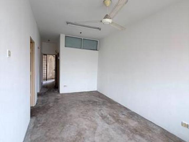 SEKSYEN 7 FLAT NILAM SARI