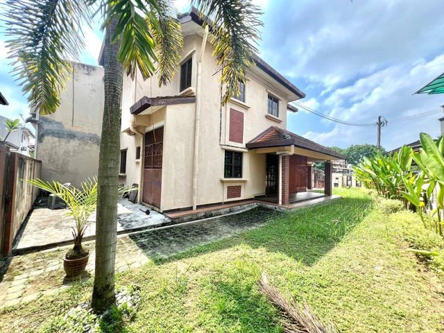 Seksyen 7 Shah Alam 2 Storey Terrace House with 2735 sqft BIG Land