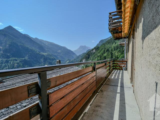Selten auf dem Markt: ein Triplex mit Charme im Herzen der Alpen