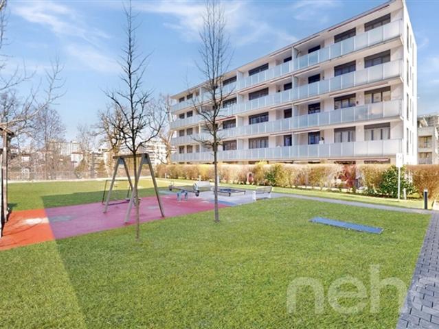 Selten in Villars sur Glâne Helles Obergeschoss mit großem Balkon