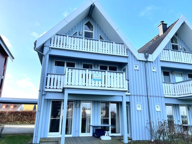 Seltene GELEGENHEIT * 2 WE Gartendeck und Kapitänsdeck in einem Haus ERSTE Reihe 1 A Lage an der Müritz Nur kurze Zeit im Paket Sonderkonditionen