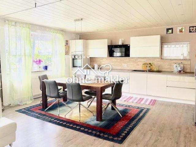 Seltene Gelegenheit: 3 Zimmer Wohnung im EG+Garage+2 weitere Stellplätze+Garten