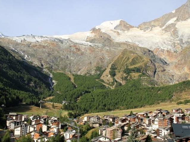 Seltene Parzelle in Saas Fee, hohes Wertsteigerungspotenzial und viel Gestaltungsraum
