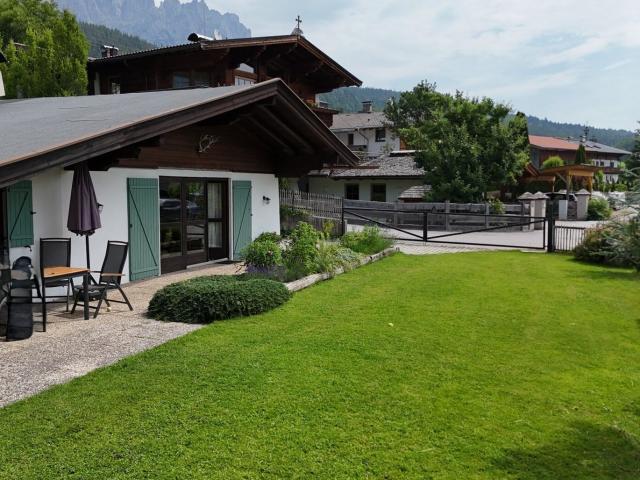 Seltener Freizeitwohnsitz: Bungalow mit 4 Schlafzimmern und Kaiserblick