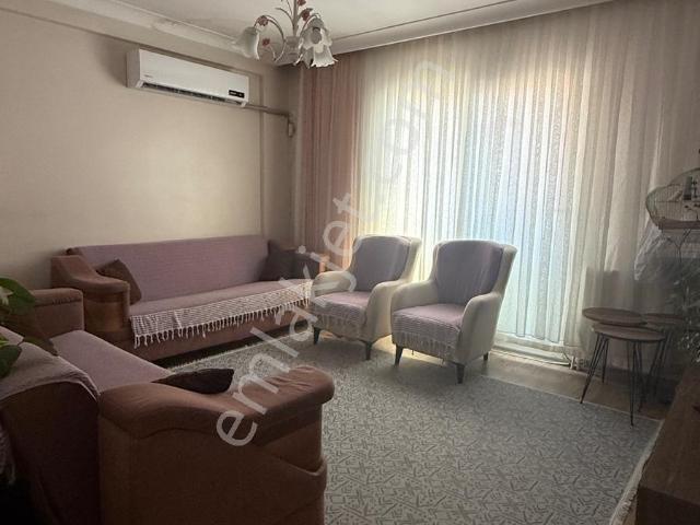 Selvilitepe Pazar Yerine Yakın Asansörlü 3+1 Satılık Daire