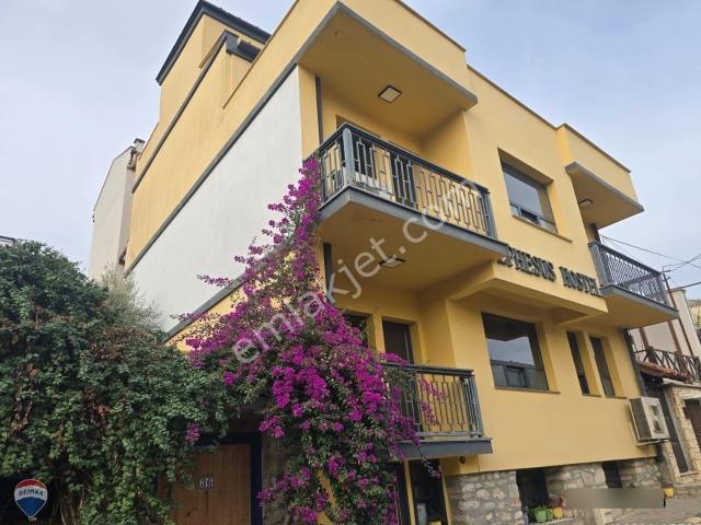 Selçuk Atatürk Mahallesınde Satılık Hostel Kullanımlı Bına
