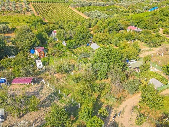 SELÇUK GÖKÇEALAN MAHALLESİ'NDE 330M2 TEK TAPU BAHÇE
