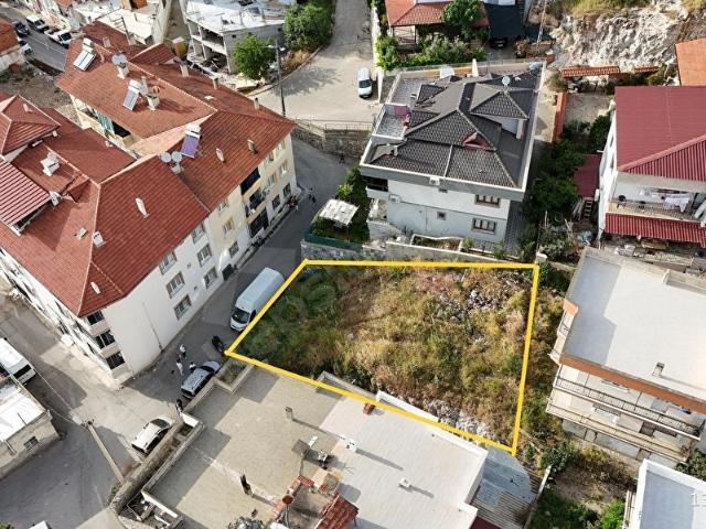 SELÇUK ZAFER MAHALLESİNDE 3 KAT İMARLI 279 M2 ARSA
