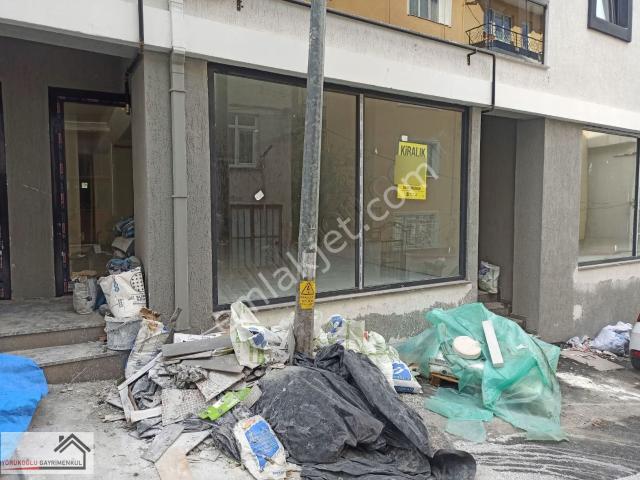Selçukbey Cad Aralığı 97 M2 Satılık Dükkan