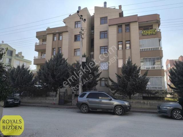 Selçuklu Yazır Mahallesi Real Avm Yakını 4+1 Dublex Uygun Daire