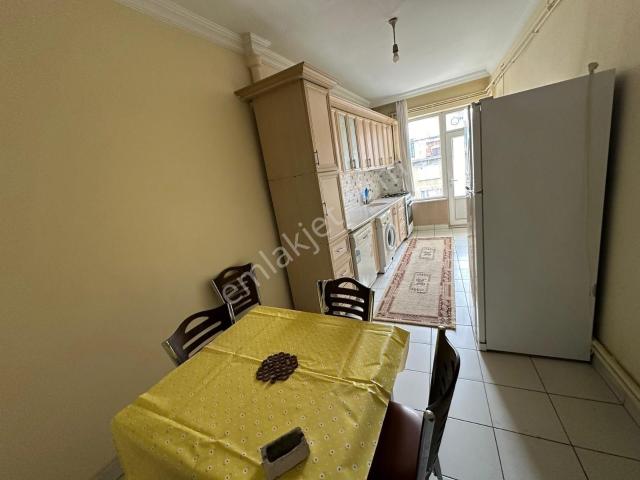 Selçuklu Zafer ihsaniye'de 2+1 Eşyalı Kıralık Daıre