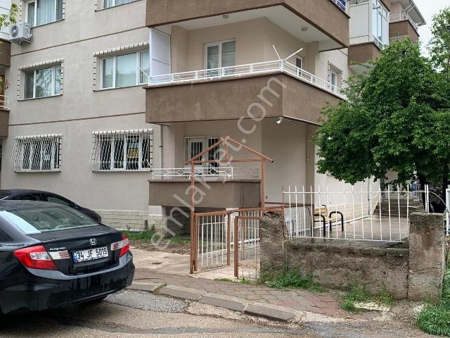 Selçuklu Mahallesi Banka Blokları Yakını Yüksek Giriş 2+1