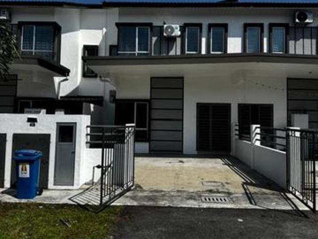 Selangor Telok Panglima Garang 15Storey Terraced House For Rent