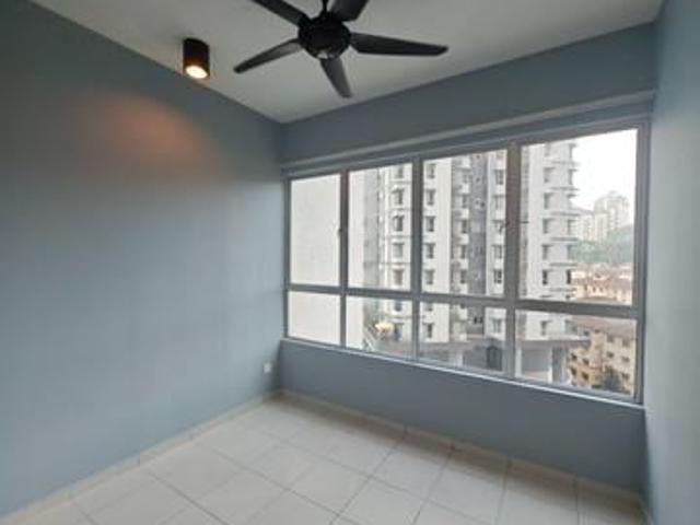 Selangor Damansara Damai Partially Furnished The Zizz Damansara North Service Residence For Rent