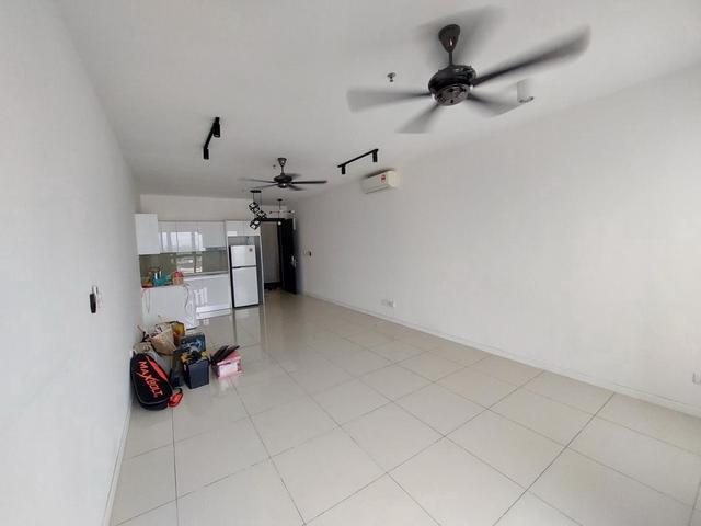 Selangor Kelana Jaya Partially Furnished Highpark Suites Studio For Rent