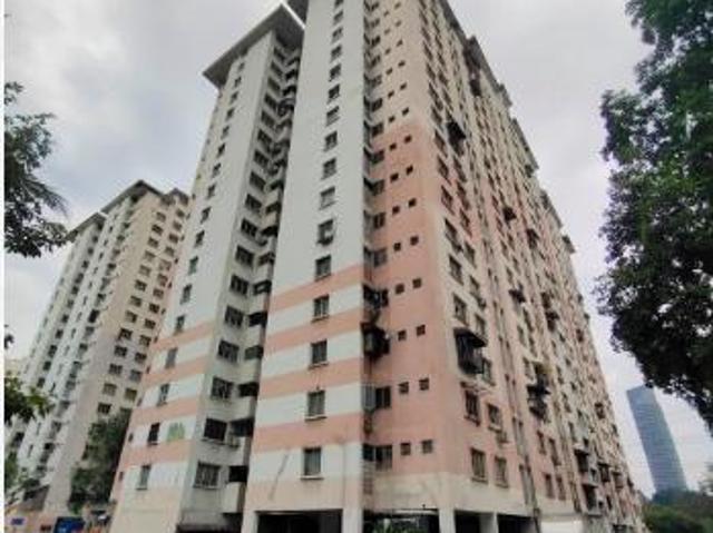 Selangor Kota Damansara Leasehold Pelangi Damansara Condominium For Sale