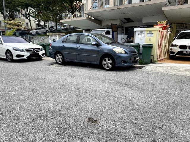 Selangor Selayang Leasehold Townhouse For Sale