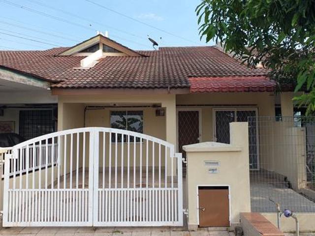 Selangor Sepang Leasehold 1Storey Terraced House For Sale