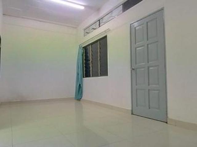 Selangor Shah Alam 1Storey Terraced House For Rent