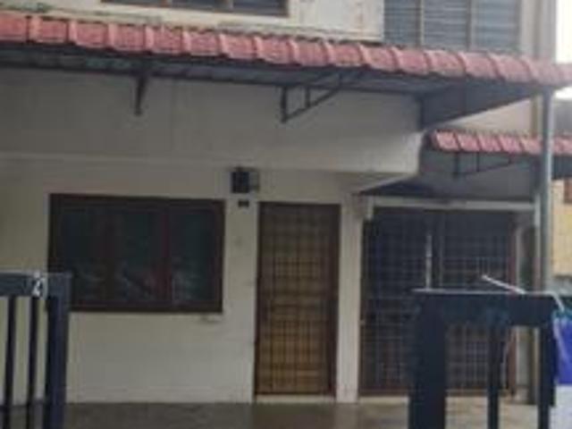 Selangor Shah Alam Not Furnished 2Storey Terraced House For Rent