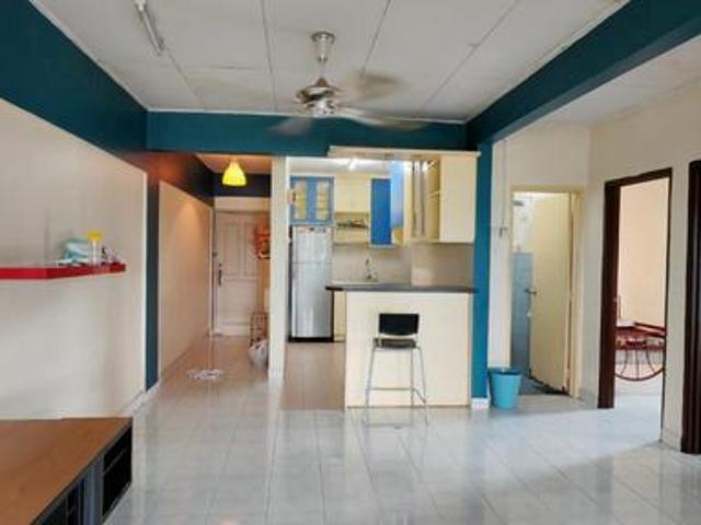 selasih apartment damansara damai lift