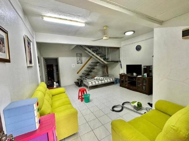 Selayang Taman Bukit Idaman 25 storey Landed Terrace House Non Bumi