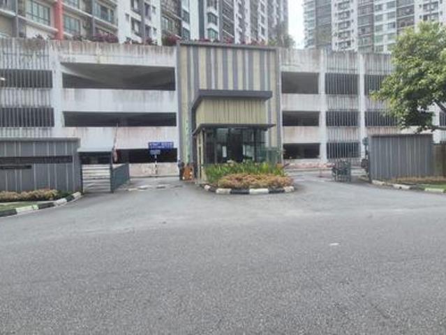 Selayang V Residensi Condominium 2 Parking