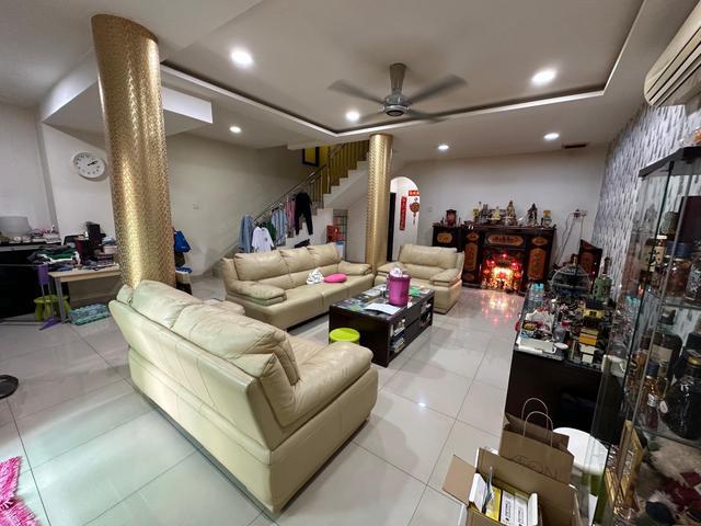 Selayang Baiduri Double Storey House For Sale
