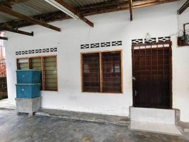 Selayang baru semi D for Sale