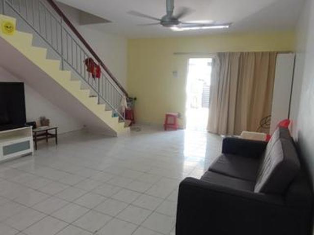 Selayang Mulia Double Storey For Rent
