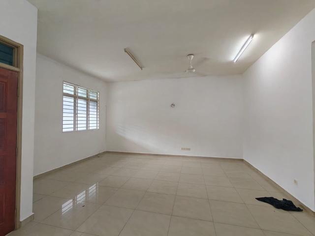 Selayang Permata 25 Storey House 5 Room 4 Bathroom Refurbished