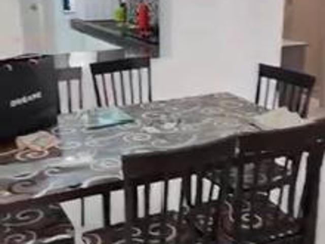 Selayang point condo for rent 2 carpark fully furnished aircond