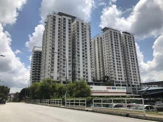 Selayang Point Condominium Unit for Sale Level 18th